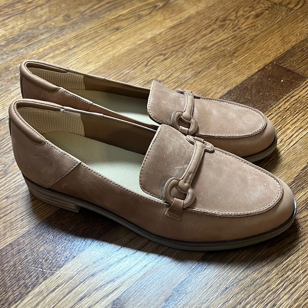 DR. SCHOLLS AVENUE LOAFERS Size 9 Wide